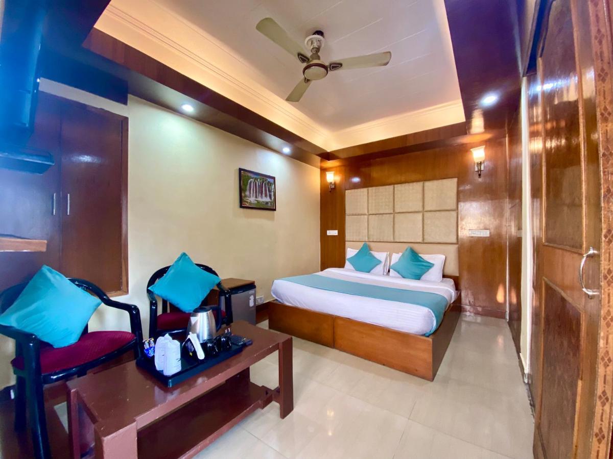 Riversun Hotel Mall Road Mussoorie Exterior foto